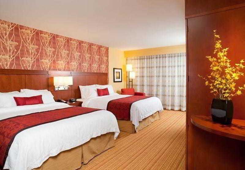 Courtyard Mt. Holly Hotel Westampton