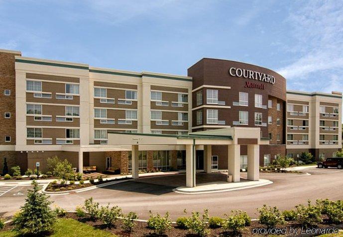 Courtyard Mt. Holly Hotel